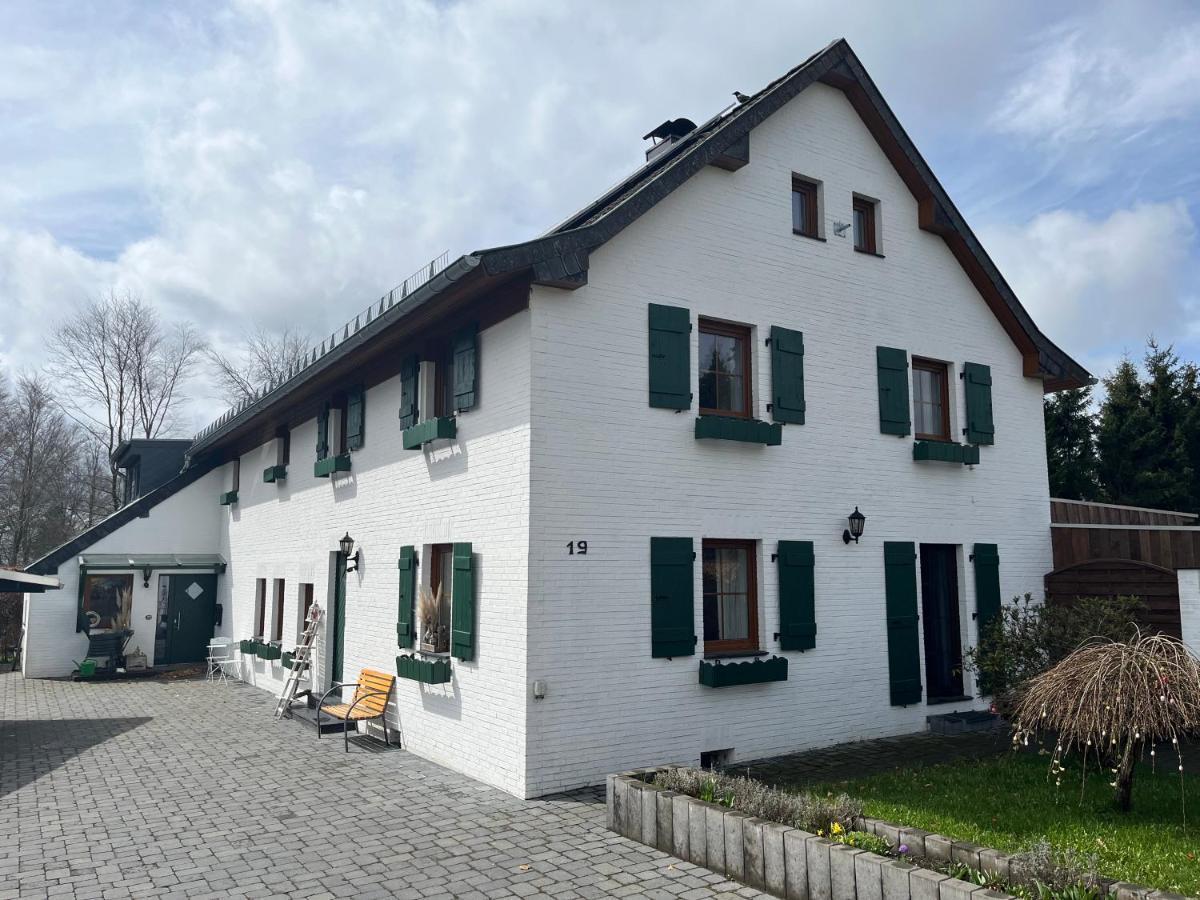 Апартаменты Heckenstuebchen Зиммерат Экстерьер фото